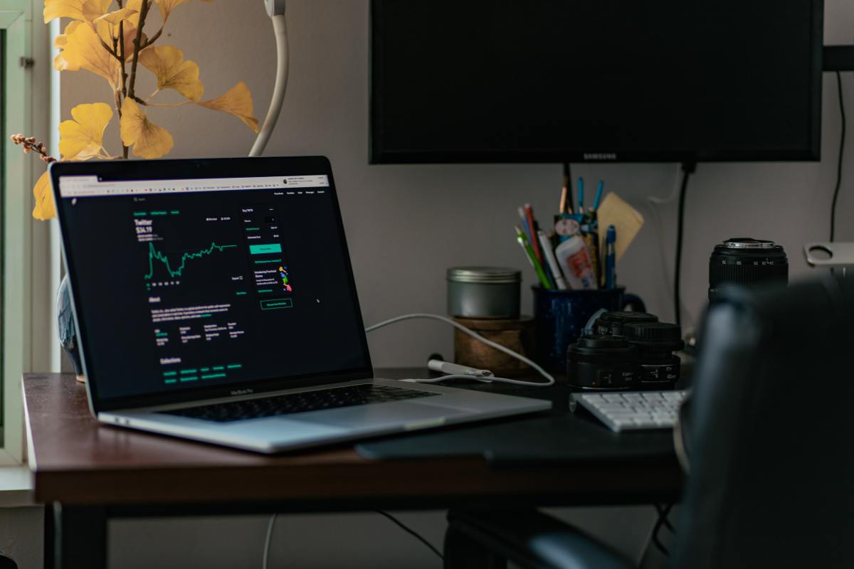 A tale of numbers versus&nbsp;graphs